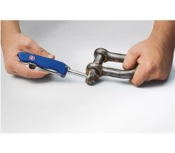 Victorinox Swiss Army Skipper Pro Blue (0.8503.2MW-X1) -CRKT Store SAK 0 8503 2MW D3 65837.1605746541